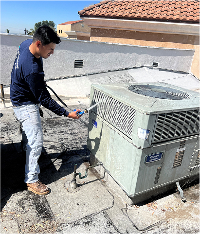 services maintenance image